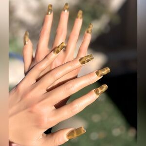 Stylish Tortoiseshell Handmade Press-On Nails